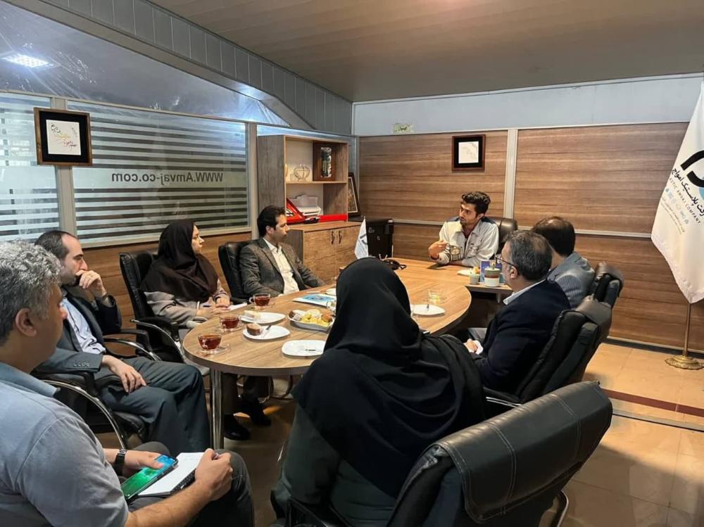 بازدید از واحدهای تولیدی و صنعتی شرکت پلاستیک امواج در بابلسر