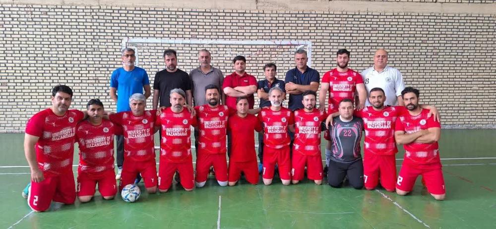 برتری تیم‌های والیبال و فوتسال کارکنان دانشگاه مازندران در مسابقات چندجانبه کارکنان دانشگاه‌های منطقه دو کشور